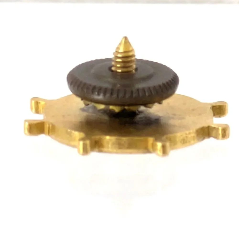 VTG Evinrude Boating Foundation 1000 Hour Club Ship Wheel Gold Tone Lapel Pin